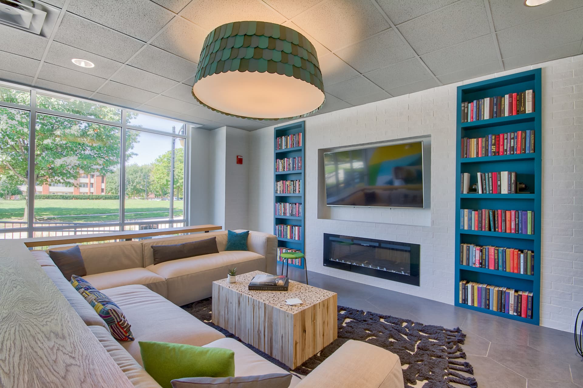 living room with a tv of an apartment at burnham 310